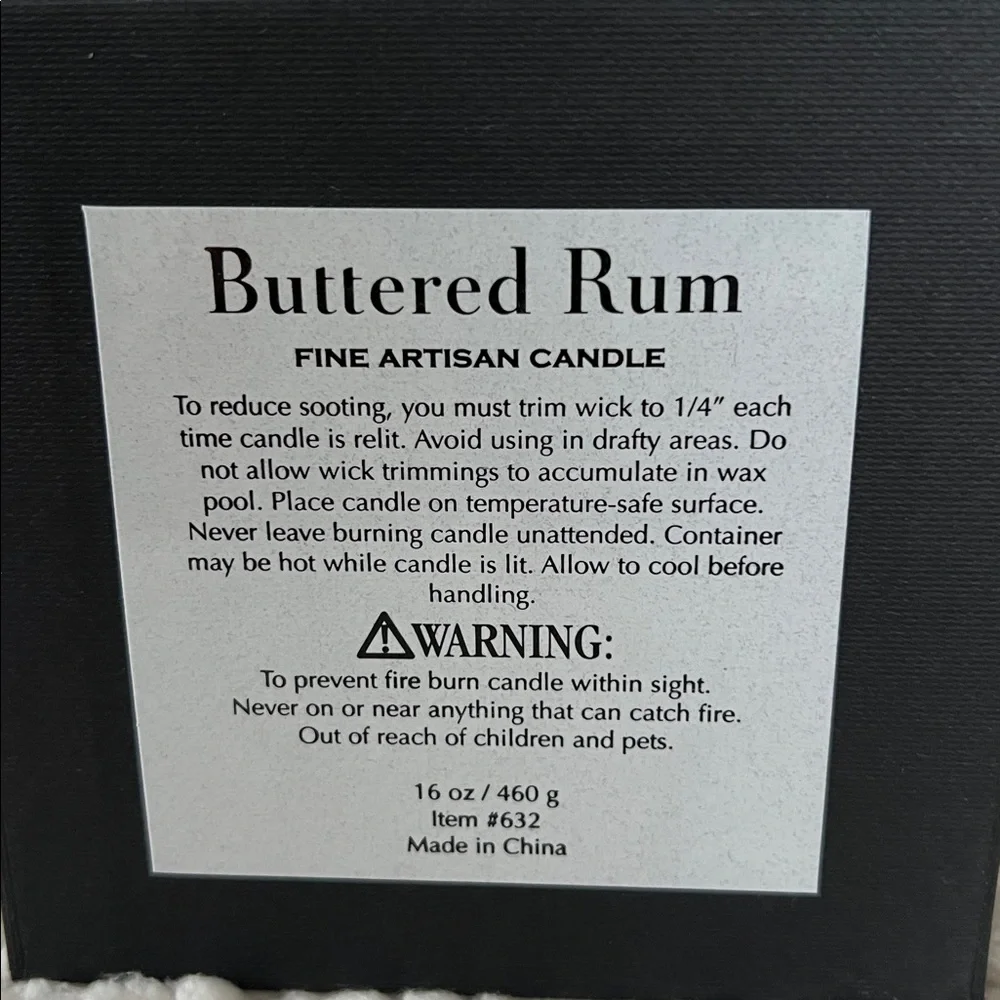 D.L. & Co Buttered Rum Scented Rare Botanical Candle. 16 oz - 2 wick - Picture 5 of 6